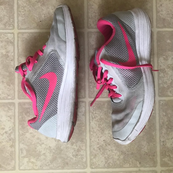 NIKE Running shoes - Picture 2 of 2